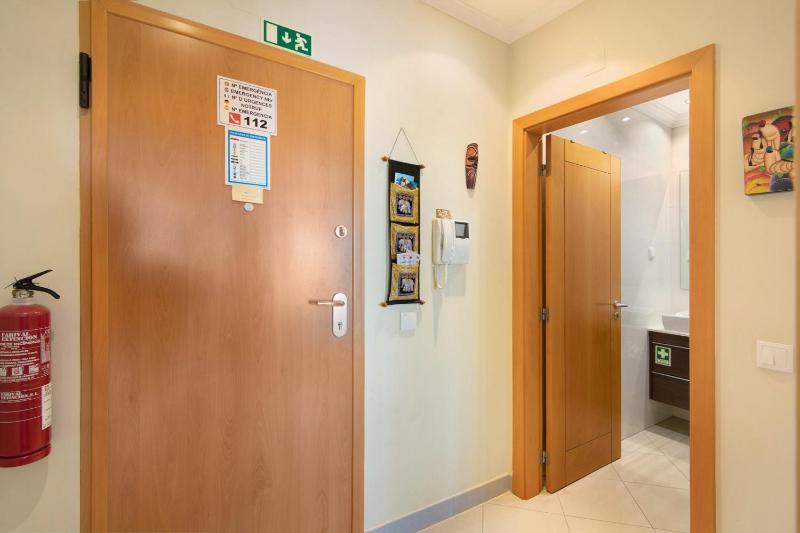 Apartamento T1 - Em zona tranquila - image 15