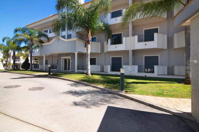 Apartamento T1 - Em zona tranquila - image 7