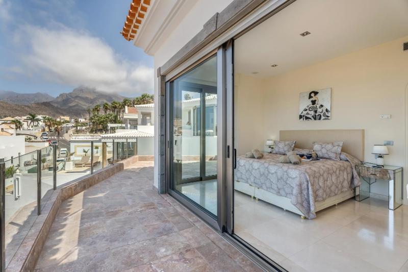 Stunning Casa Bella Vista - image 32
