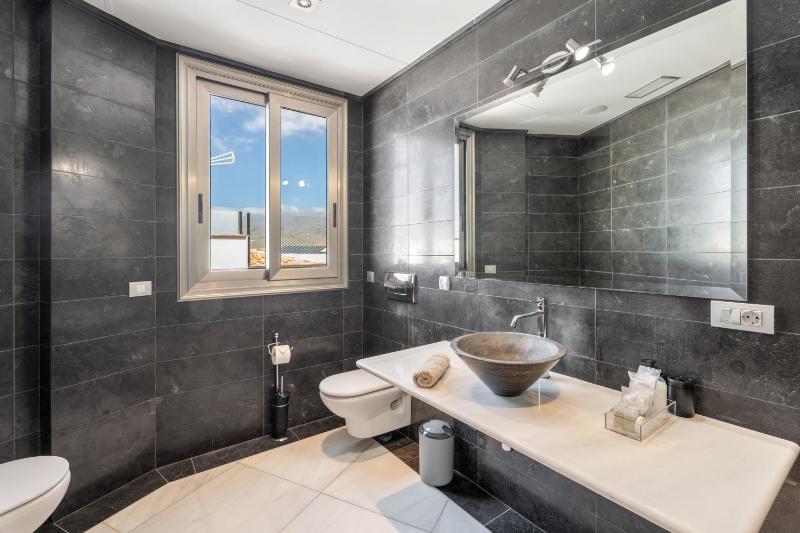 Stunning Casa Bella Vista - image 18