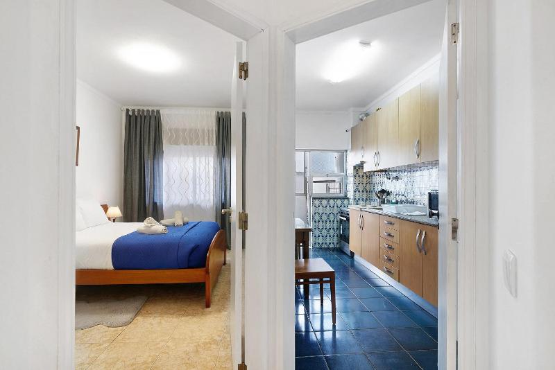 Happy House Central Apartment - image 19