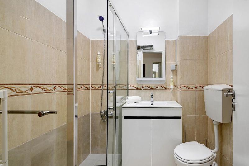 Happy House Central Apartment - image 21