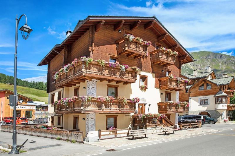 Chalet Letizia Apartments Bilo - image 1
