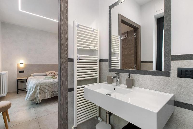 Double room - Myaostaproject - image 14