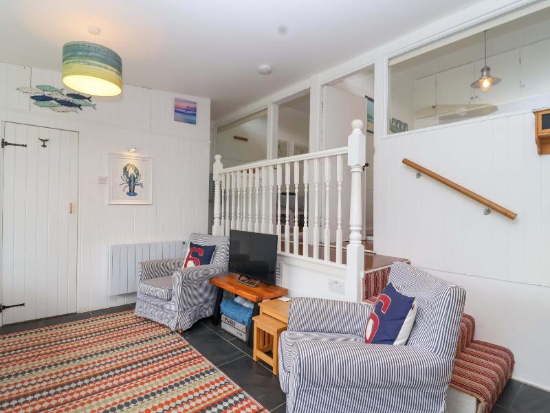 2 Brook Cottages - image 12