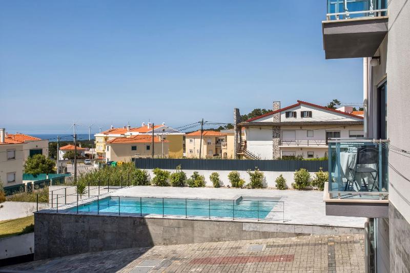 Apartment Beach Waves Home - image 9
