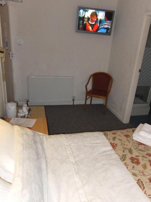 The Monsell Hotel - image 5