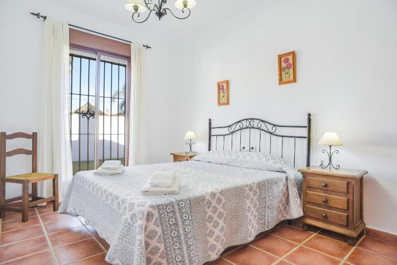 Casa Villanueva 2 - Sólo Familias - image 12