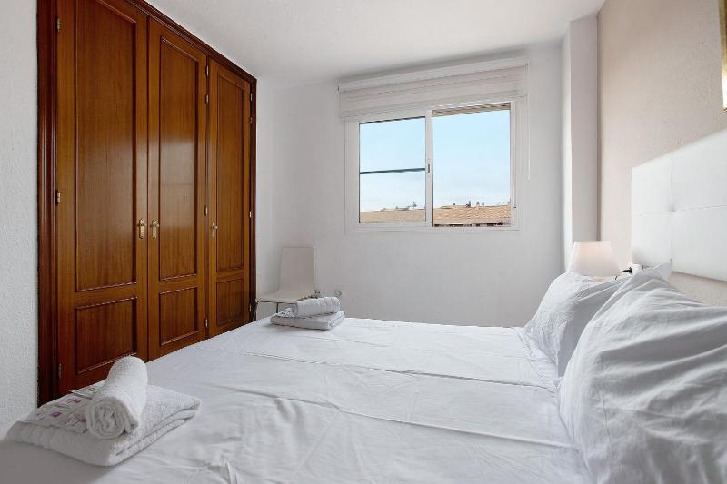 Atico Dúplex en Málaga - image 3