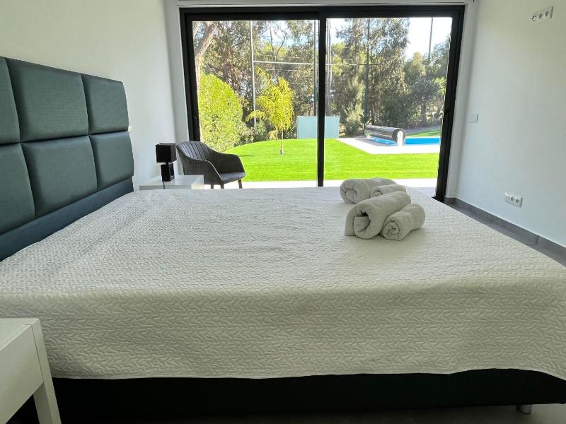 Villa Elodie Piscine privé parking - image 15