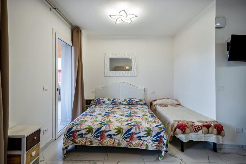 Planet Suite 304 - image 6
