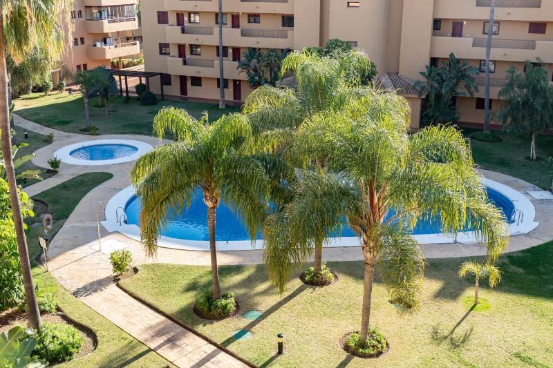 212 La Cala azul - image 13