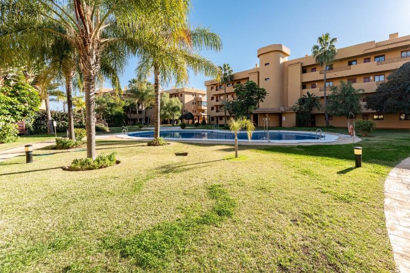 212 La Cala azul - image 24