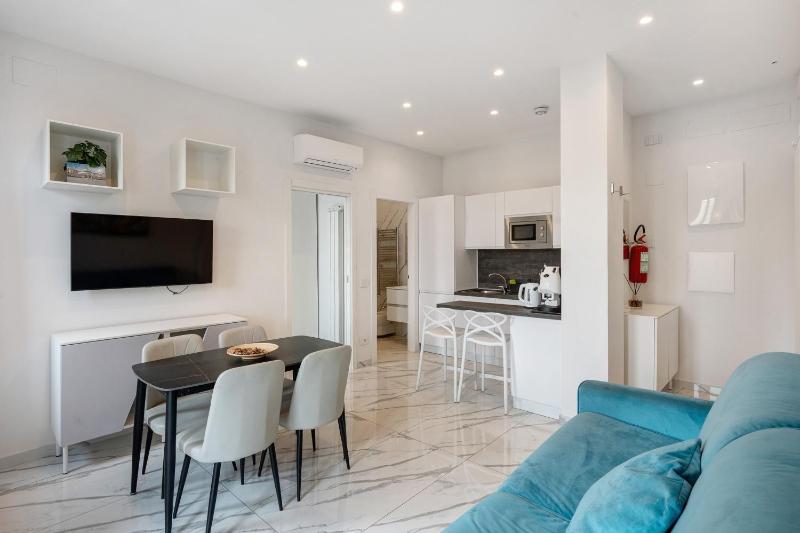 Luxury Apartments Napoli Lungomare - image 14