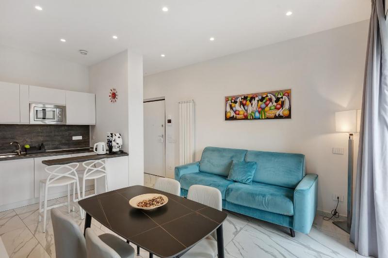 Luxury Apartments Napoli Lungomare - image 3