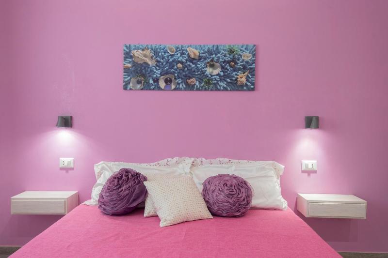 Rosy Rosy - image 3