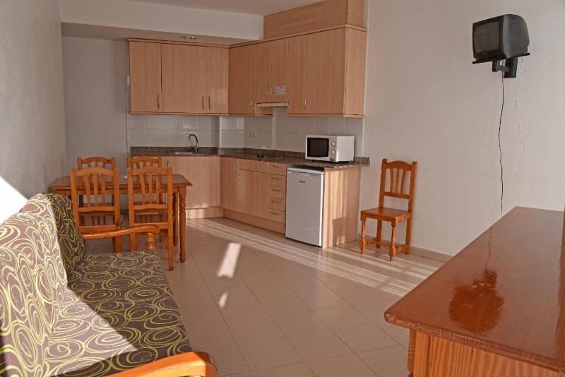 Apartamentos AR Dosjoimi - image 8