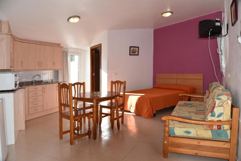Apartamentos AR Dosjoimi - image 11