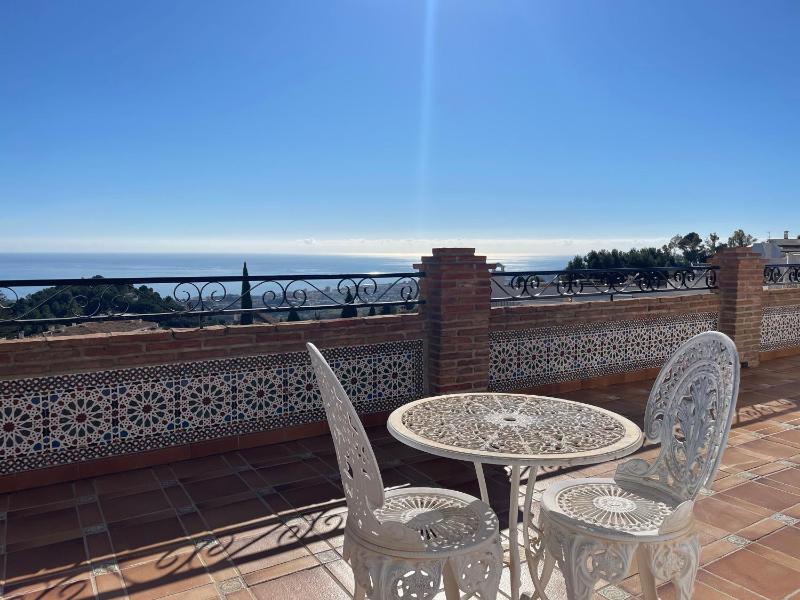 Villa En Mijas Con Vistas Al Mar - image 36