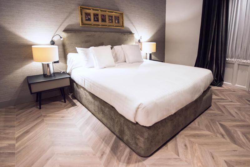 Palacio Salvetti Suites - image 39