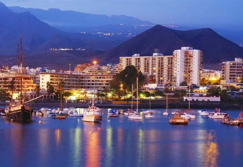 Beach apartment in Los Cristianos - image 8