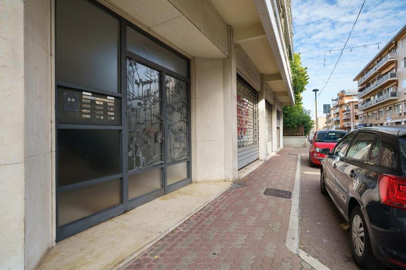 Venice Apartment - image 35