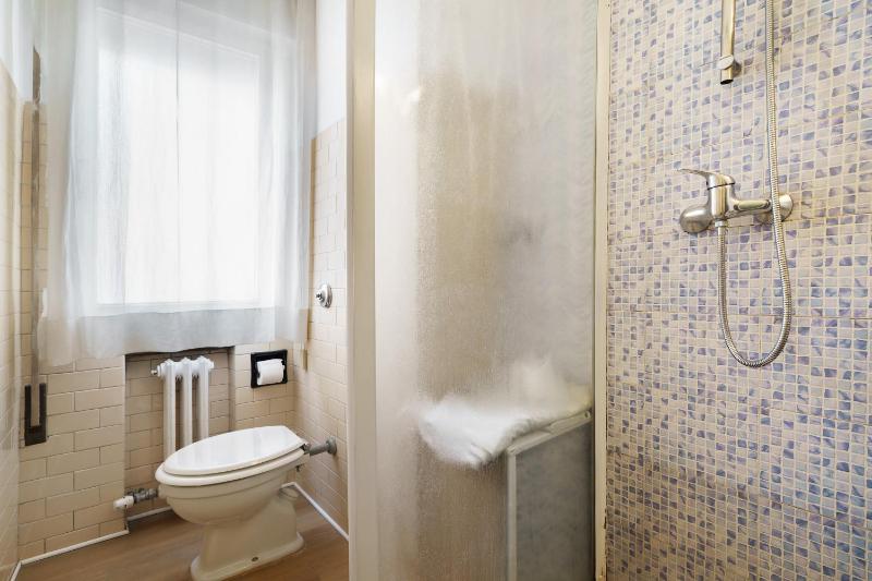 Venice Apartment - image 30