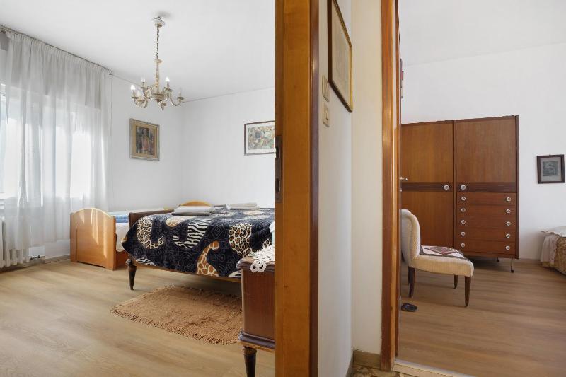 Venice Apartment - image 23