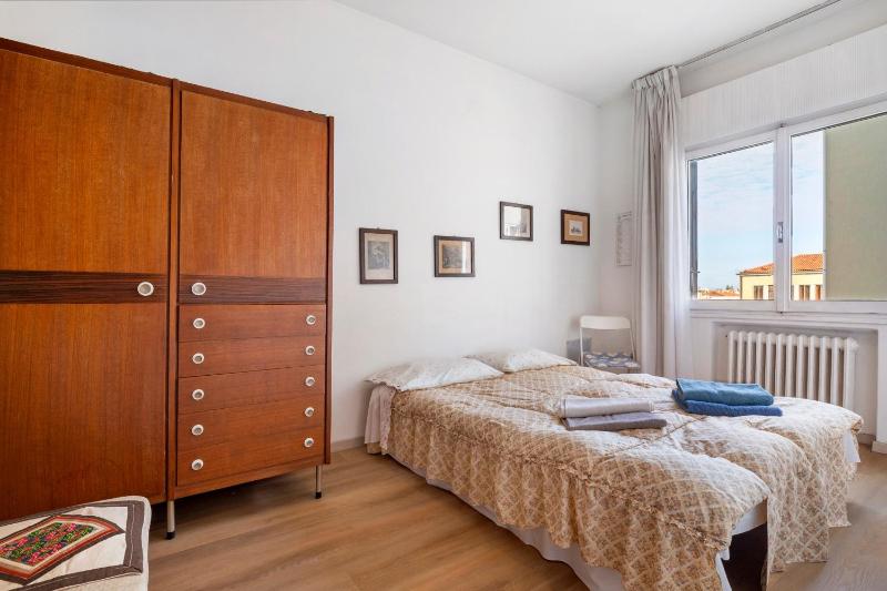 Venice Apartment - image 13