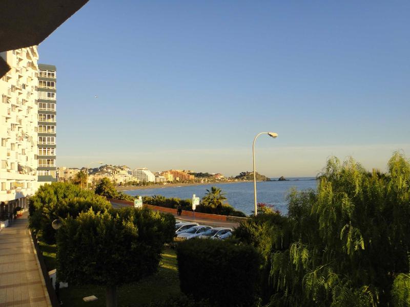 Seafront apartment - image 13