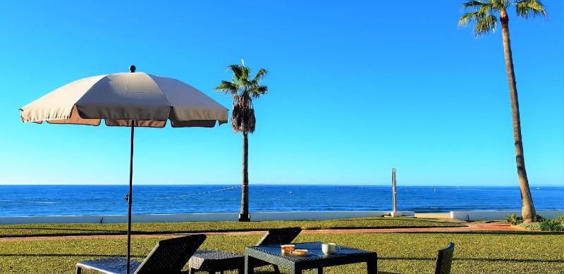 Sea Front Beach House Macarena C - image 42