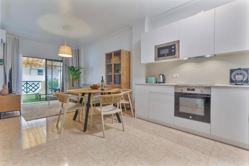 Apartamento Luminoso Con Terraza - image 8