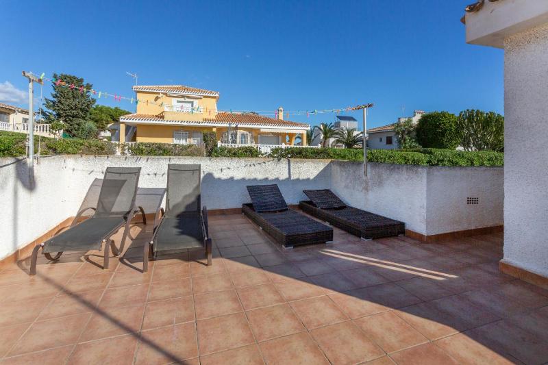 5 bedroom Villa private pool - image 31