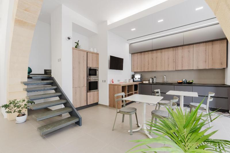 Casa Umeli with Jacuzzi and Sauna - image 25