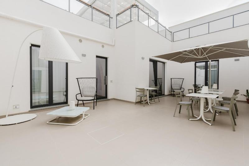 Casa Umeli with Jacuzzi and Sauna - image 36