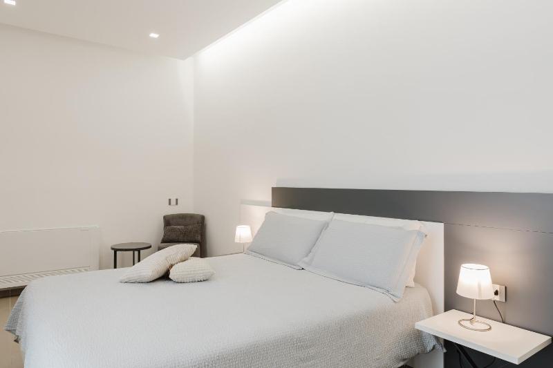 Casa Umeli with Jacuzzi and Sauna - image 34