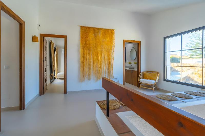 Beachfront Villa - image 3