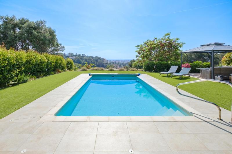 Villa privée avec piscine - image 10
