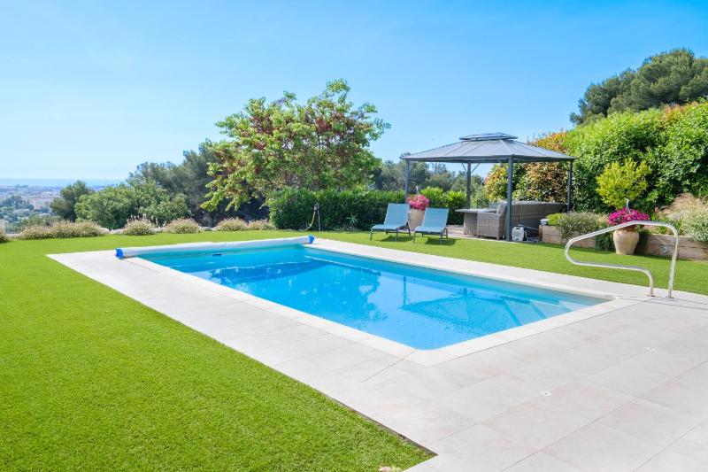 Villa privée avec piscine - image 19