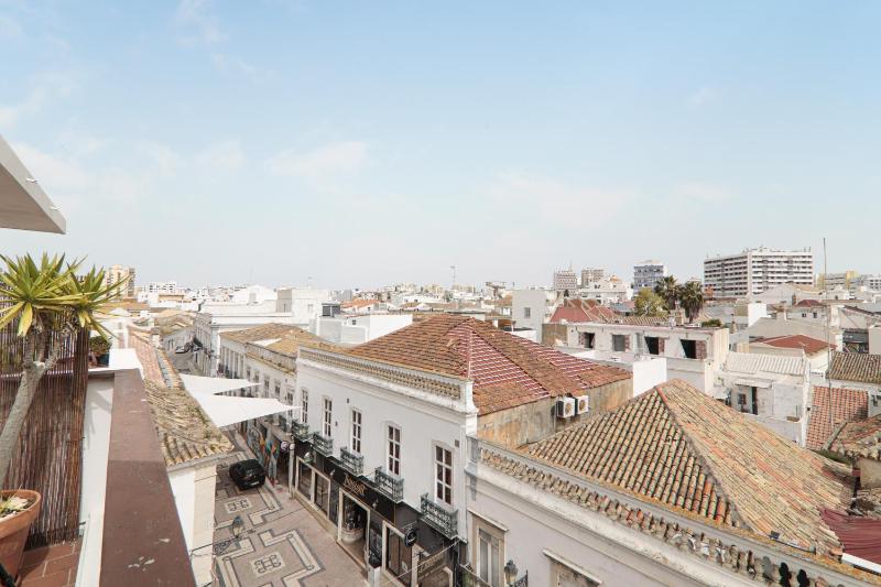 Panoramic Faro Apartment - image 13