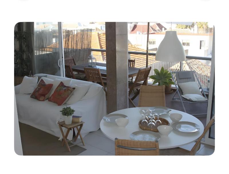 Panoramic Faro Apartment - image 12