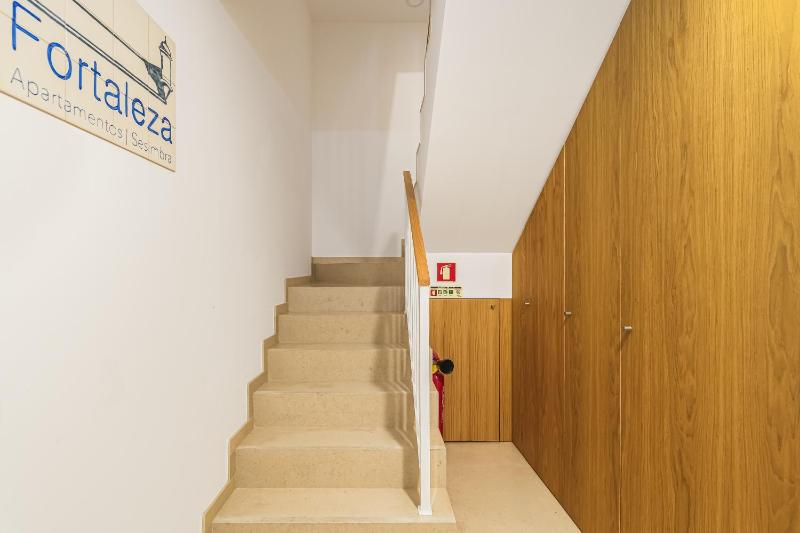 Beach House In Sesimbra - image 8