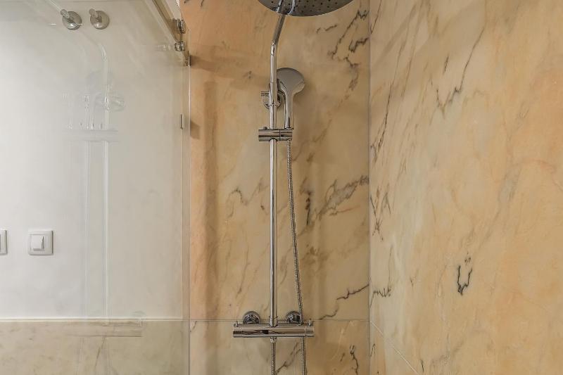 Beach House In Sesimbra - image 22