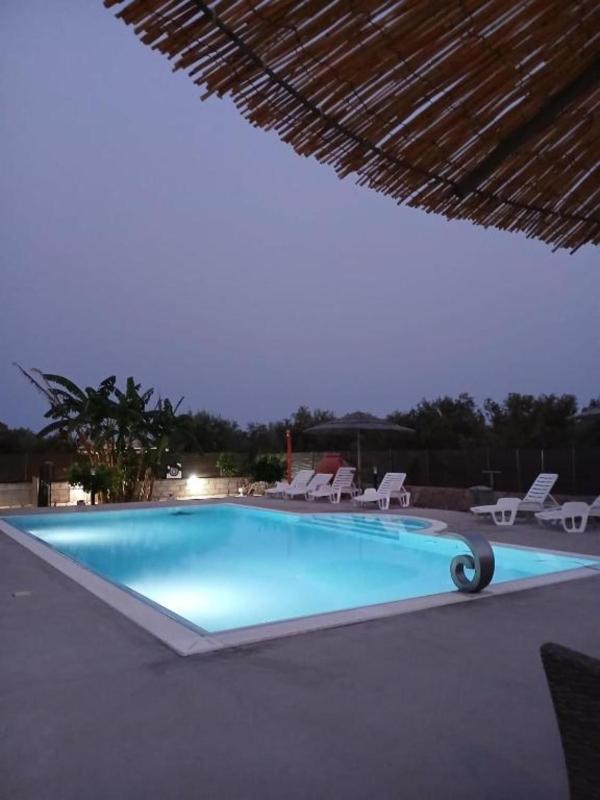 Villa Luana con piscina - image 45