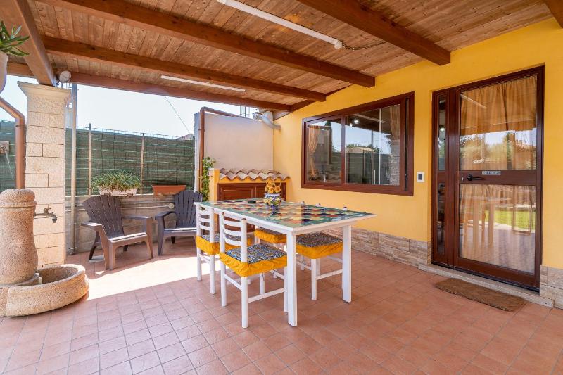 Villa Luana con piscina - image 39
