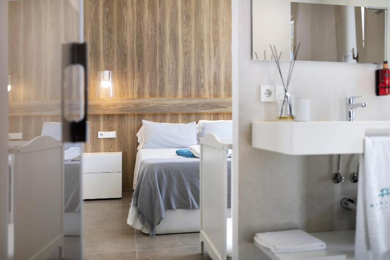 Manuela Sea Villa - image 10