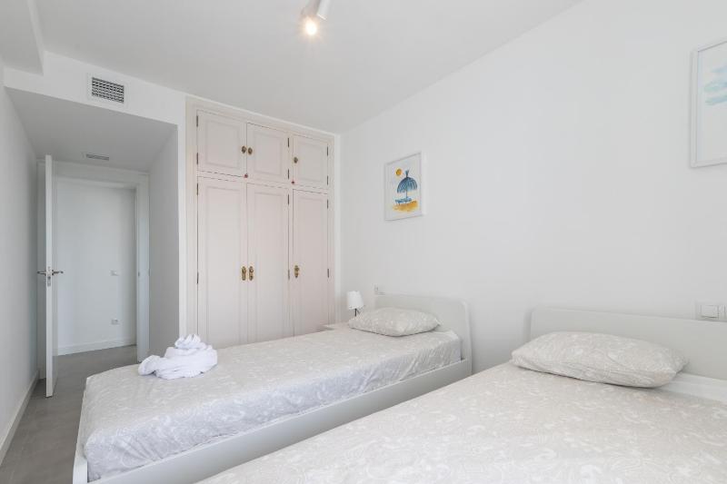 Apartamento en Sotomar La Carihuela - image 12