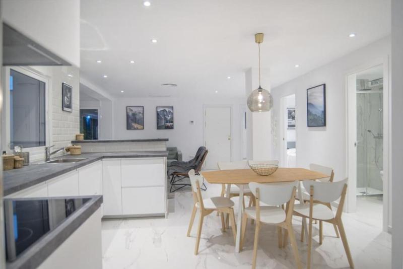 Luxury Apartment Fuengirola - image 6