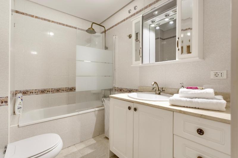 Preciosa Casa Con Jardín Privado - image 13