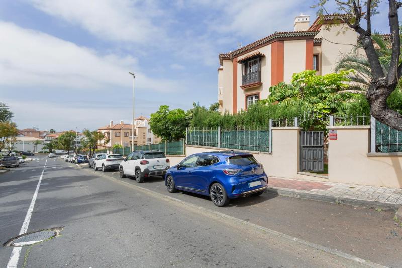 Preciosa Casa Con Jardín Privado - image 30